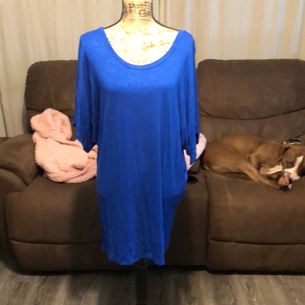 PRETTY BLUE TUNIC
